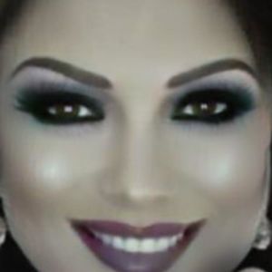 Meet your Posher, Daniela